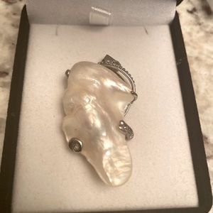 Mother of Pearl pendant